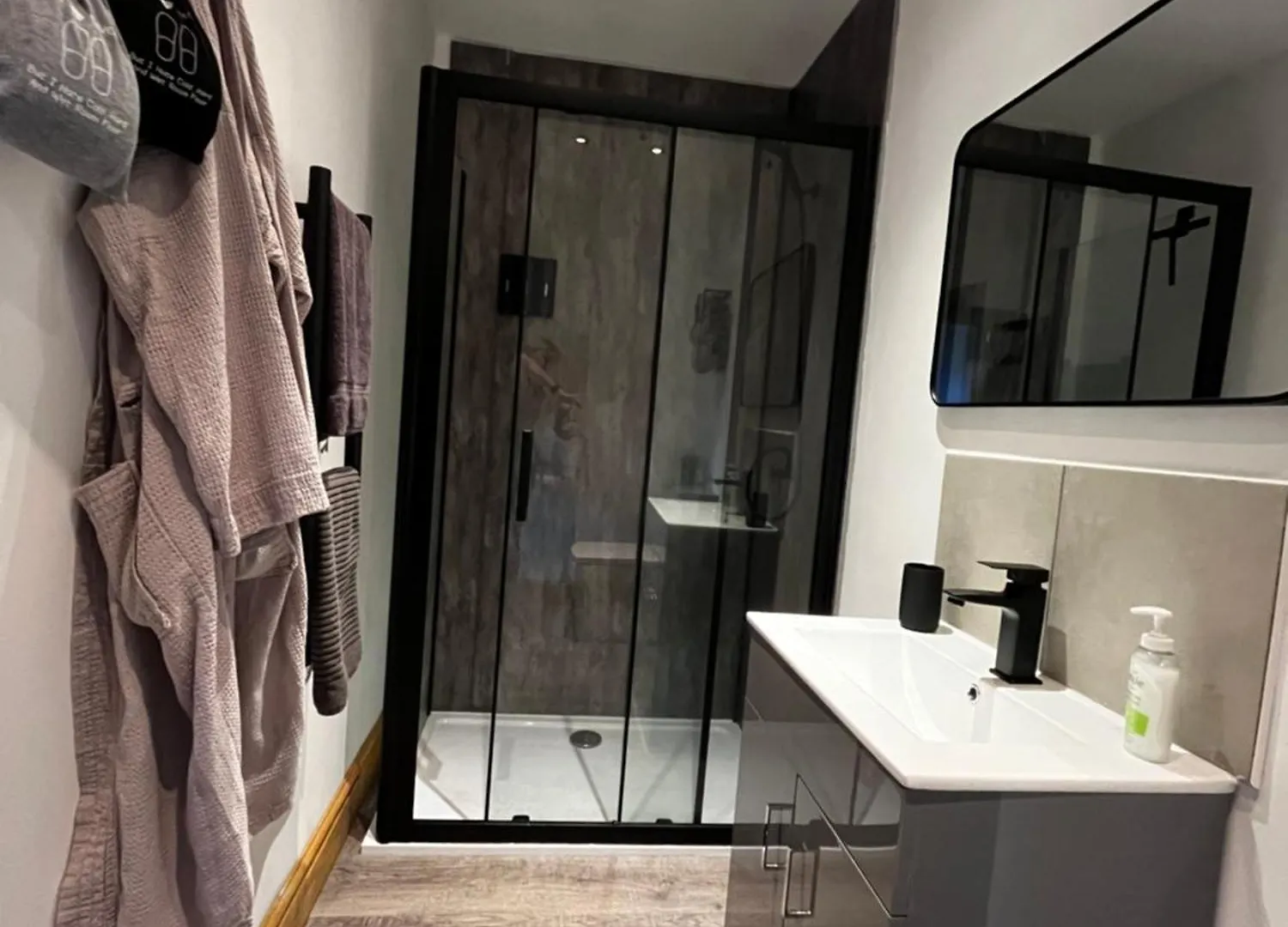 Lynbrook Cabin And Hot Tub, New Forest Ringwood Holiday home